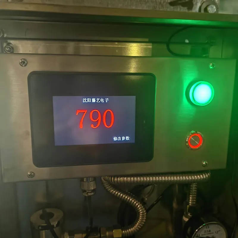 Детектор температуры поверхности непрерывнолитой заготовки.3